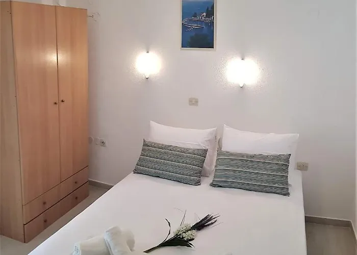 Sea La Vie - Maria *