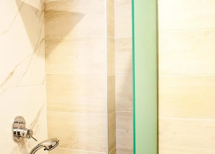 Sea La Vie - Maria Limenária